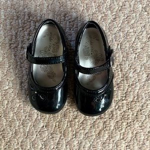 Stride Rite patent leather Mary Janes